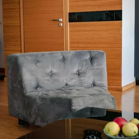 Dwupoziomowy, Rodzinny Apartament. Ochrona, Garaz. Lägenhet Warszawa