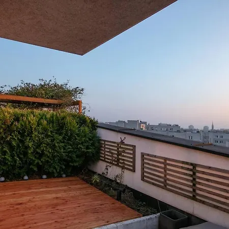Apartment Dwupoziomowy, Rodzinny Apartament. Ochrona, Garaz. *